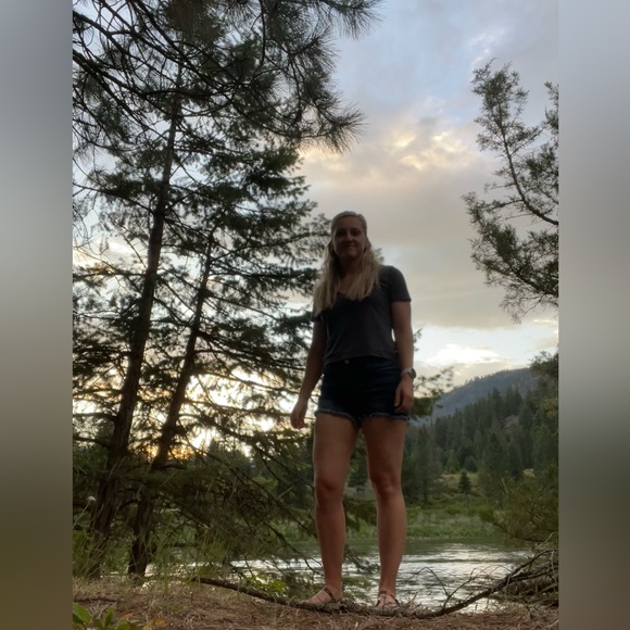 Meet your Posher, Chandra - Picture 3 of 4